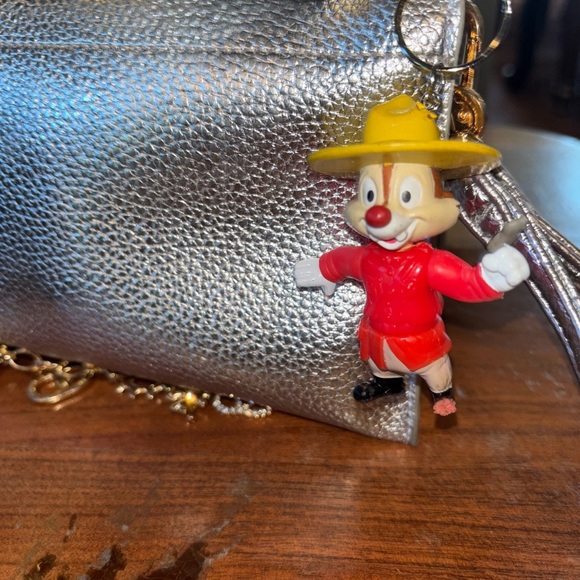 Vintage 1980s Chip ‘n Dale Rescue Rangers Chip Keychain - Picture 1 of 5